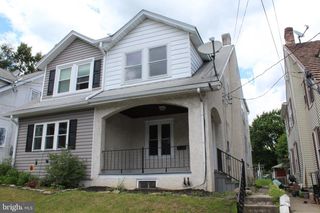 23 W 2ND ST, Boyertown, PA 19512