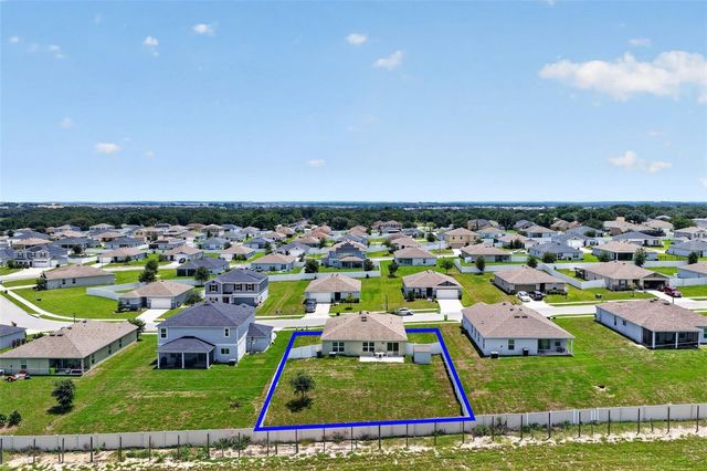 2465 BEGONIA STREET, Mascotte, FL 34753