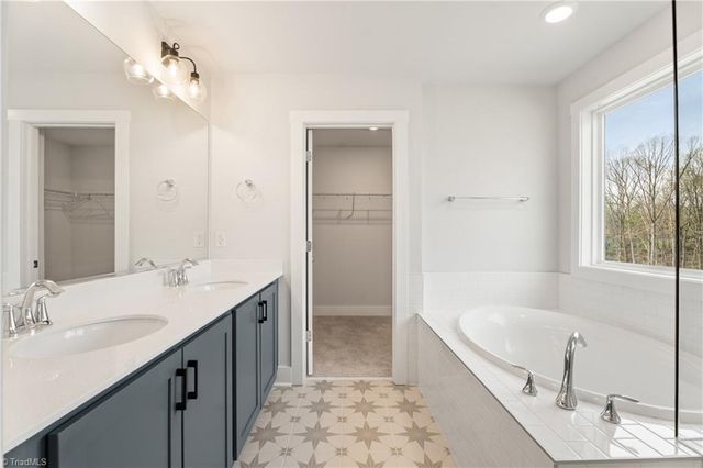 3934 Waterstone Court, Kernersville, NC 27284