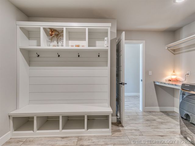 27605 E 108th Place S, Coweta, OK 74429