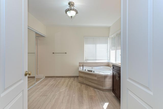 19921 NW 4th Street, Pembroke Pines, FL 33029