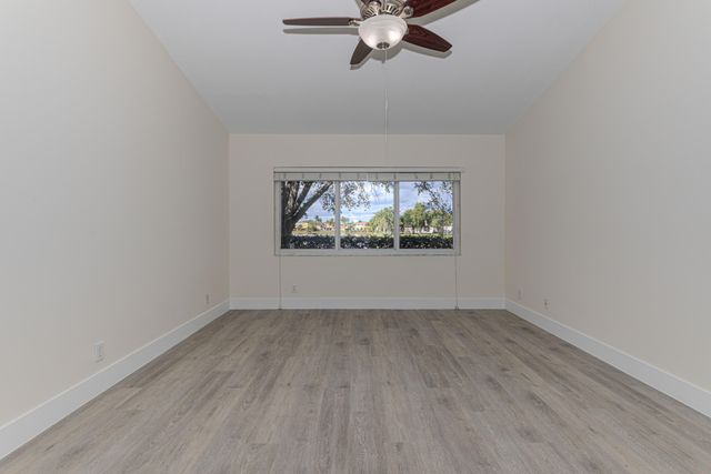 19921 NW 4th Street, Pembroke Pines, FL 33029