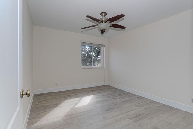 19921 NW 4th Street, Pembroke Pines, FL 33029