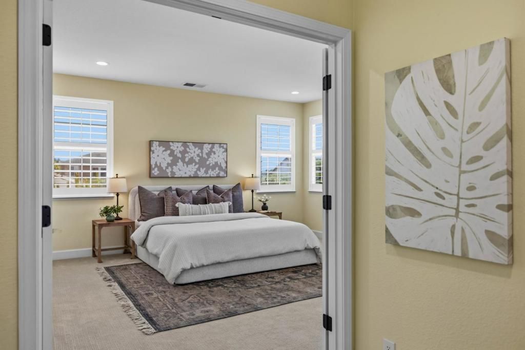 Image 11 of property listing at 4305 Peninsula Point Drive, Seaside, CA 93955