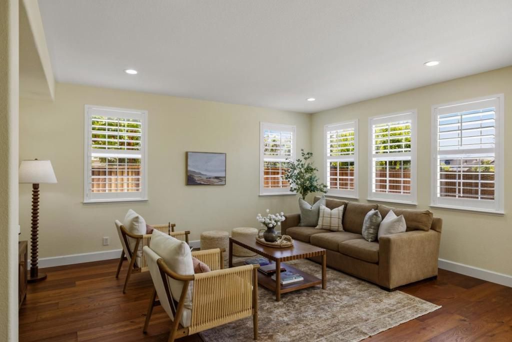 Image 5 of property listing at 4305 Peninsula Point Drive, Seaside, CA 93955