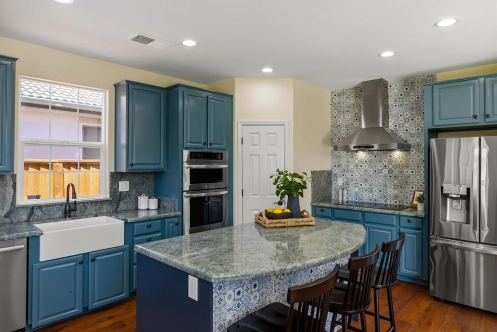 Image 8 of property listing at 4305 Peninsula Point Drive, Seaside, CA 93955