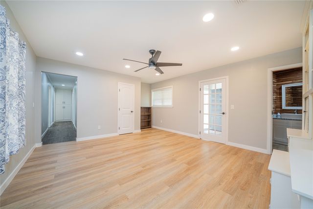 812 E 1st, Hughes Springs, TX 75656