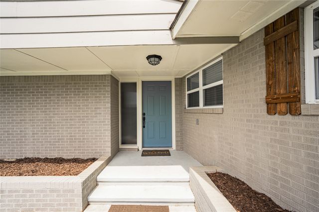 812 E 1st, Hughes Springs, TX 75656