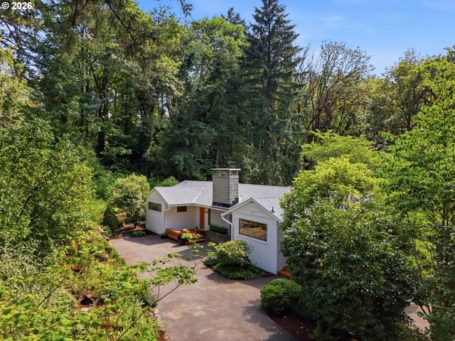 1111 Sw CORONADO St, Portland, OR 97219