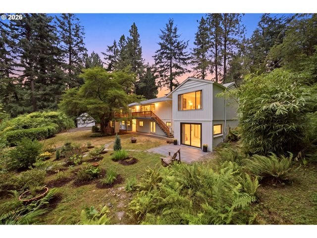 1111 Sw CORONADO St, Portland, OR 97219