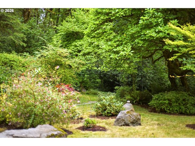 1111 Sw CORONADO St, Portland, OR 97219