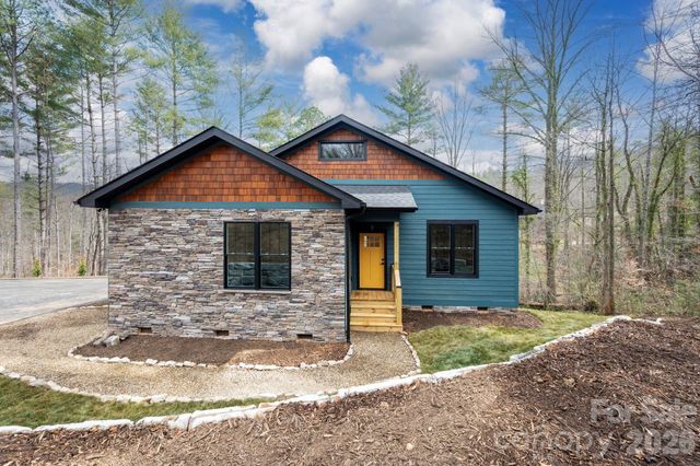 22 Deep Woods Road, Weaverville, NC 28787