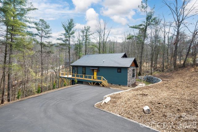 22 Deep Woods Road, Weaverville, NC 28787