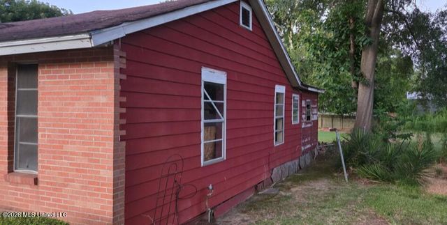 4032 N Wabash Street, Jackson, MS 39213