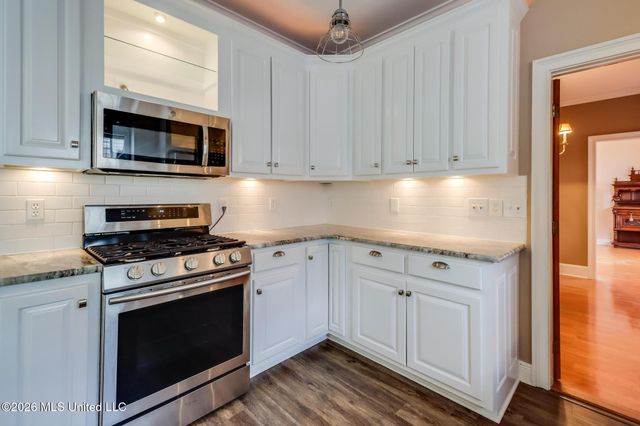 2575 Rue Palafox, Biloxi, MS 39531