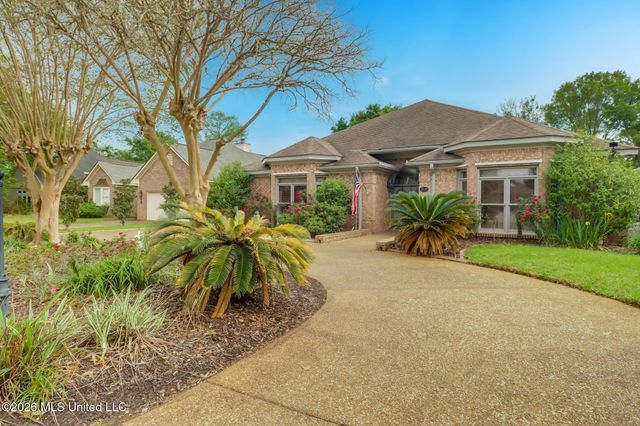 2575 Rue Palafox, Biloxi, MS 39531