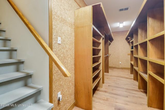 2575 Rue Palafox, Biloxi, MS 39531