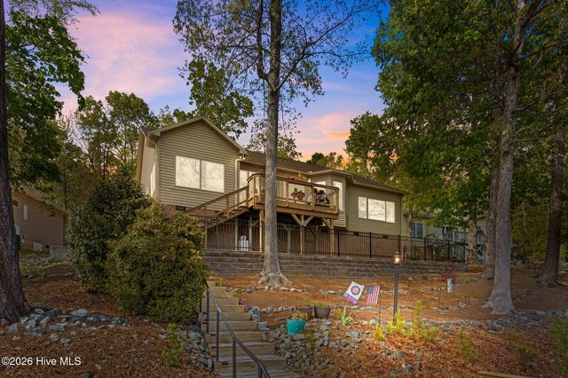 5149 Cardinal Circle, Sanford, NC 27332