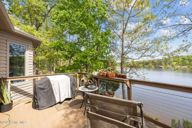 5149 Cardinal Circle, Sanford, NC 27332