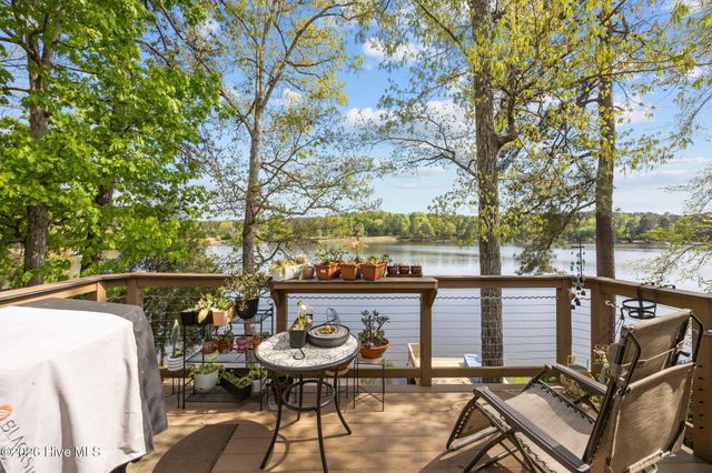 5149 Cardinal Circle, Sanford, NC 27332