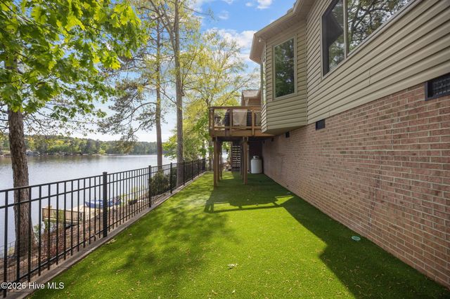 5149 Cardinal Circle, Sanford, NC 27332