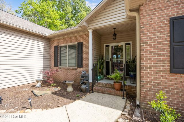 5149 Cardinal Circle, Sanford, NC 27332