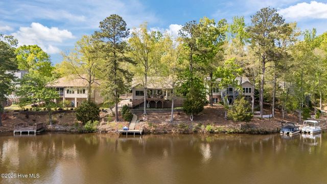 5149 Cardinal Circle, Sanford, NC 27332