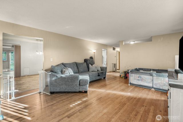 2128 44th Avenue, Longview, WA 98632