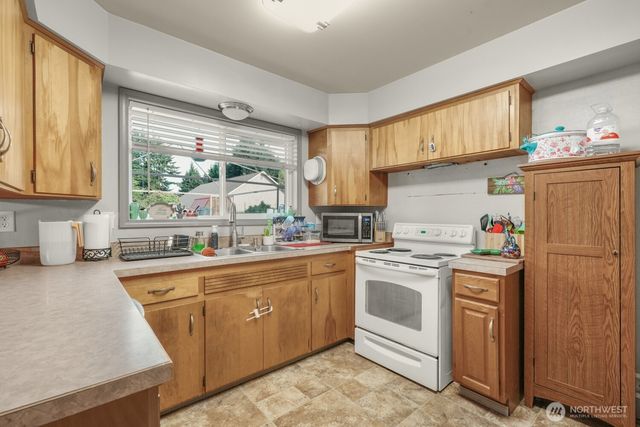 2128 44th Avenue, Longview, WA 98632