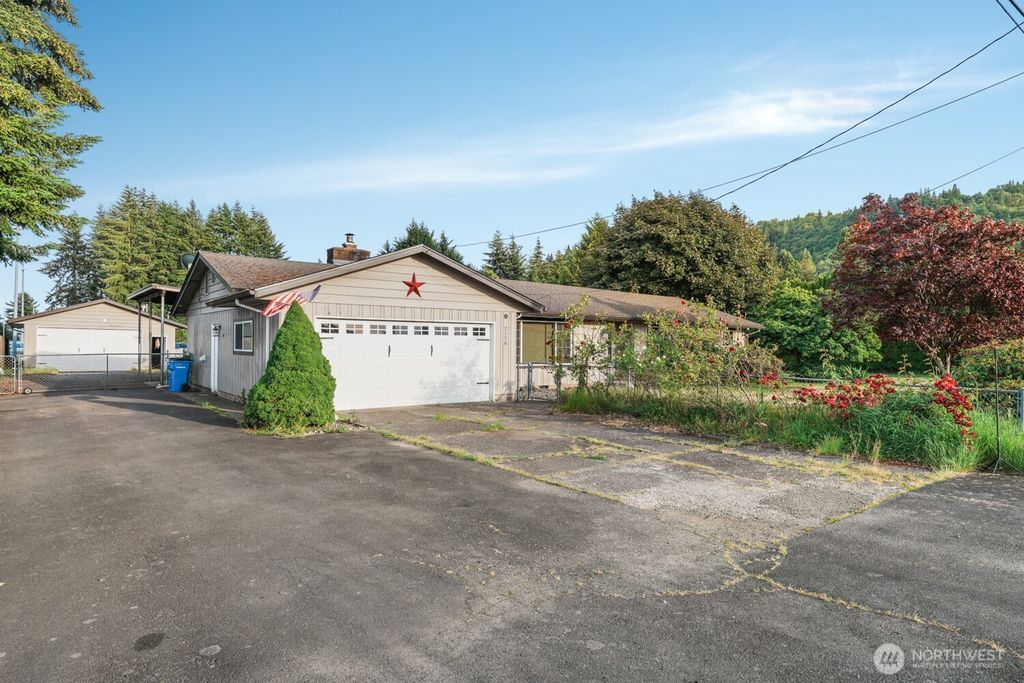 2128 44th Avenue, Longview, WA 98632