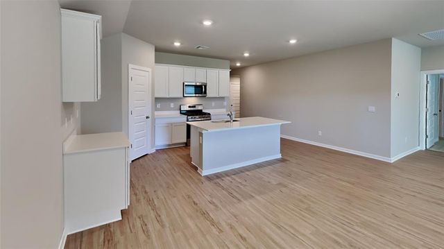 2933 Ember Drive, Oklahoma City, OK 73099