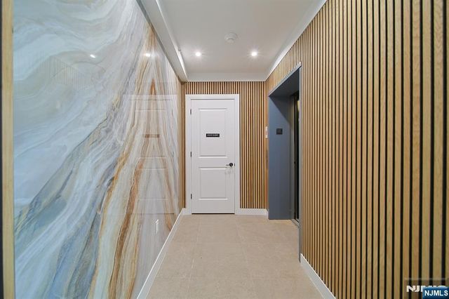 401 E Central Boulevard 2A, Palisades Park, NJ 07650