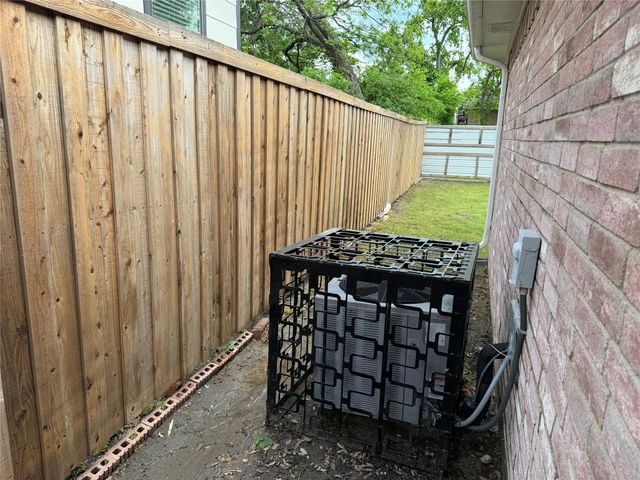 1728 Mcbroom Street, Dallas, TX 75212