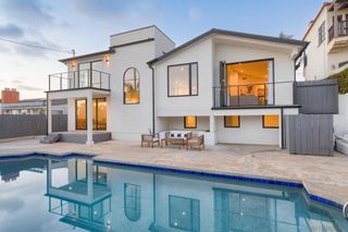 4525 Alhambra St, San Diego, CA 92107