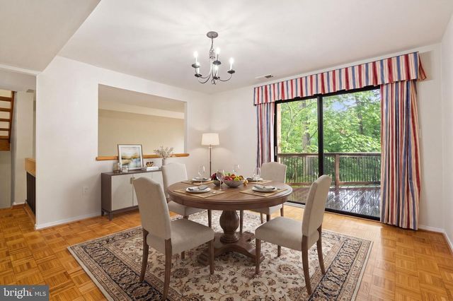 11733 INDIAN RIDGE RD, Reston, VA 20191