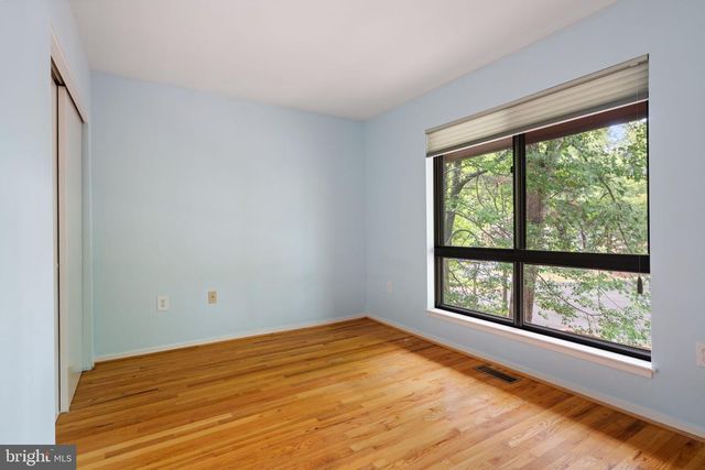11733 INDIAN RIDGE RD, Reston, VA 20191