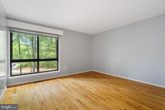 11733 INDIAN RIDGE RD, Reston, VA 20191