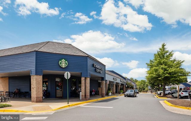11733 INDIAN RIDGE RD, Reston, VA 20191