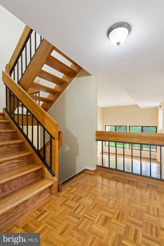 11733 INDIAN RIDGE RD, Reston, VA 20191