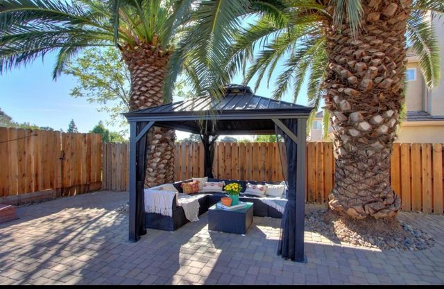 1606 ROHDE, Stockton, CA 95209