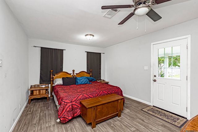 19758 La Hwy 42, Livingston, LA 70754