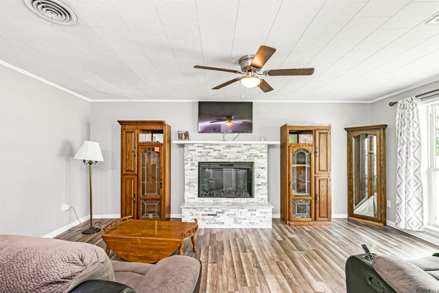 19758 La Hwy 42, Livingston, LA 70754