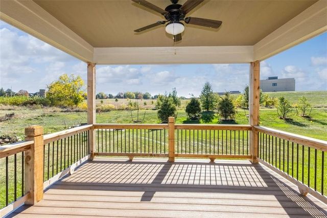 11423 S Waterford Drive, Olathe, KS 66061