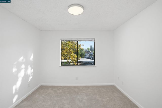 2725 Harvest Ln, Antioch, CA 94531