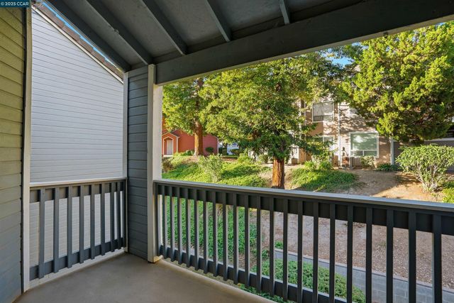 2725 Harvest Ln, Antioch, CA 94531