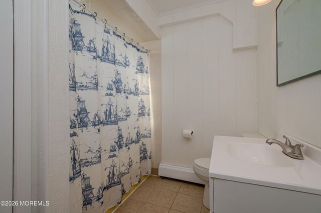 1 Rose Terrace, Hazlet, NJ 07734