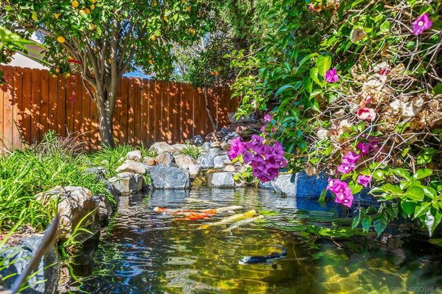 1914 Golden Circle Dr, Escondido, CA 92026