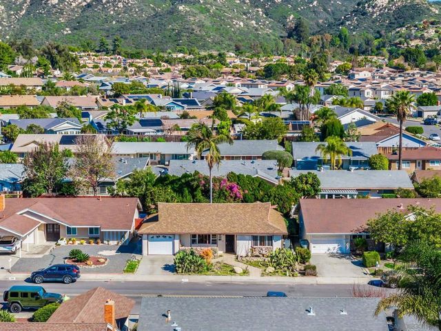 1914 Golden Circle Dr, Escondido, CA 92026