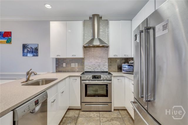 9 17th Place 3A, Tybee Island, GA 31328