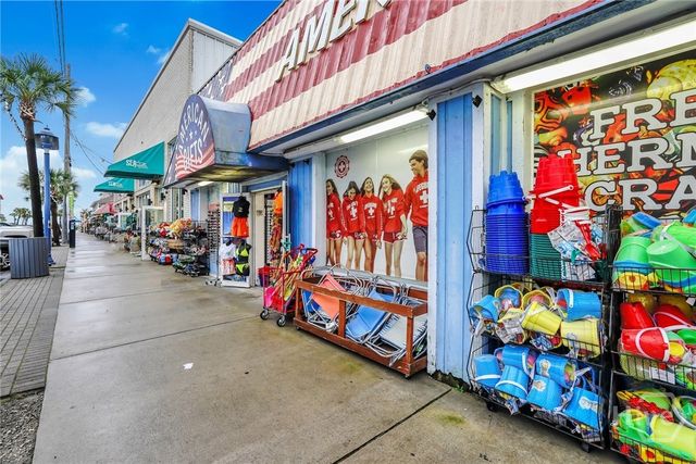 9 17th Place 3A, Tybee Island, GA 31328
